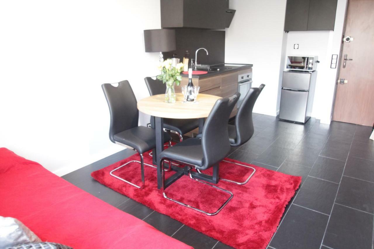 Fantastyczny Apartament Krolewska Варшава Екстериор снимка