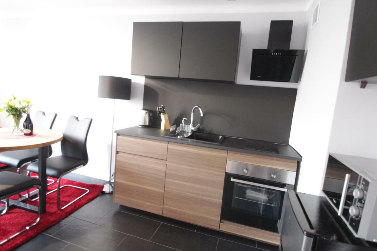 Fantastyczny Apartament Krolewska Варшава Екстериор снимка