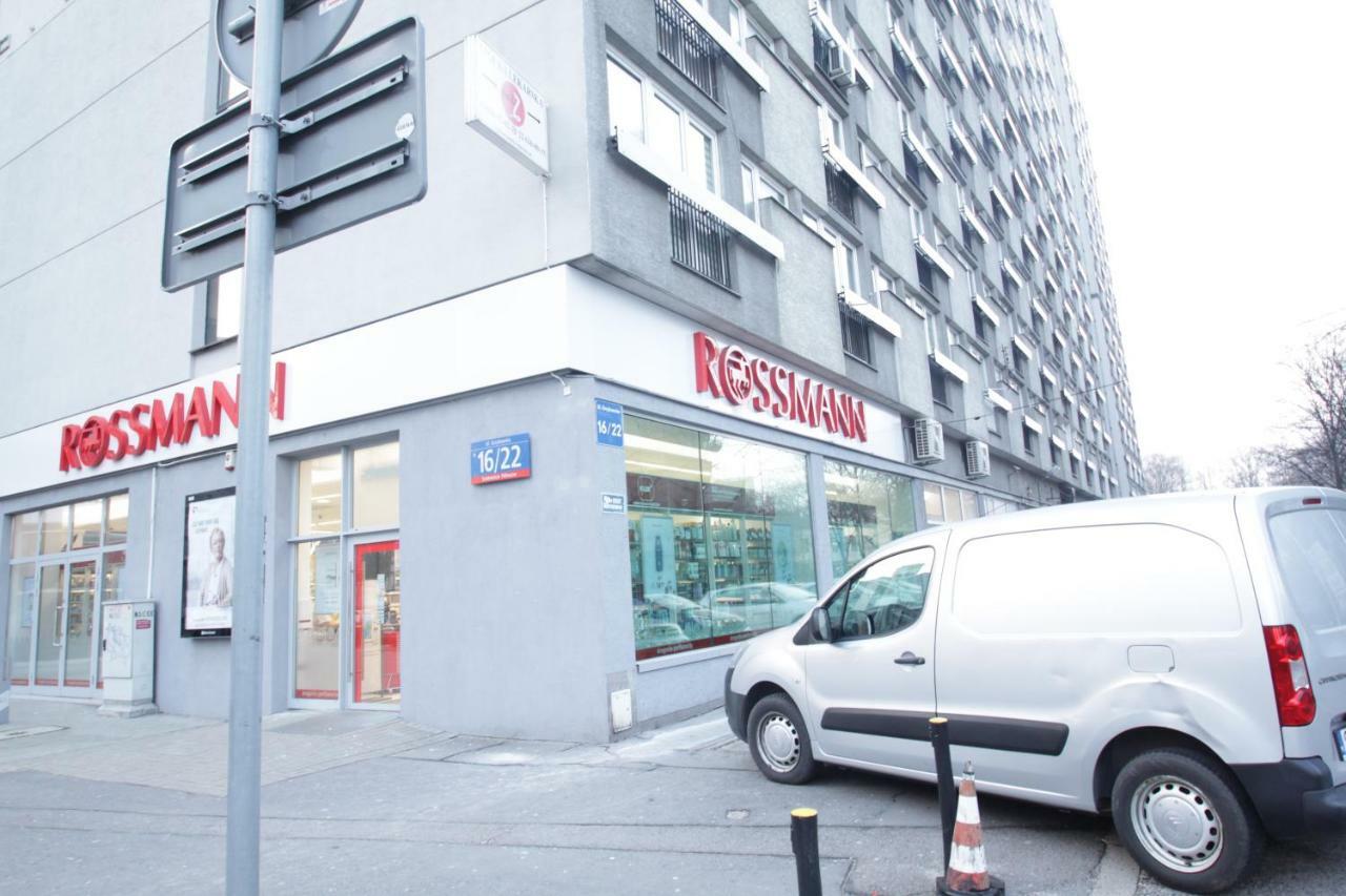 Fantastyczny Apartament Krolewska Варшава Екстериор снимка