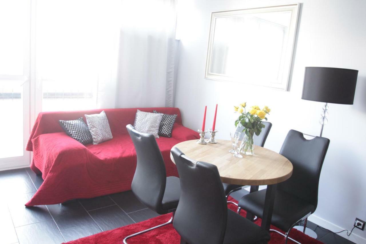 Fantastyczny Apartament Krolewska Варшава Екстериор снимка